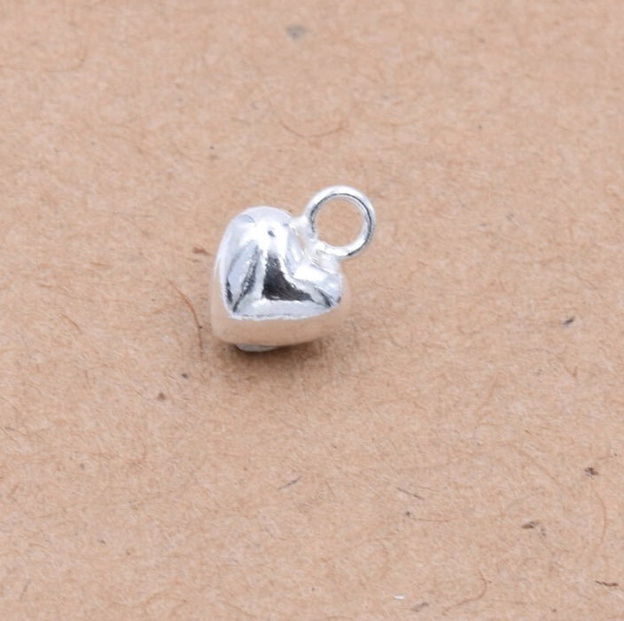 Tiny heart pendant Domed Sterling silver - 5x7x3mm - Hole: 1.5mm (1)