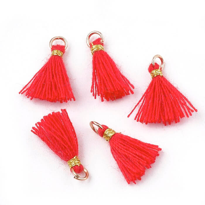 5 red golden thread tiny tassel 15mm (5)