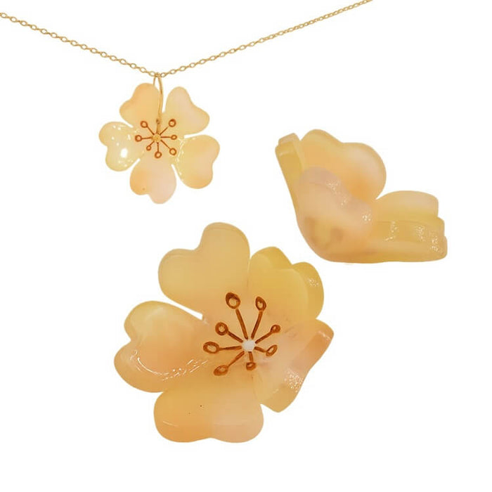 Yellow Resin Flower Beads 26x11mm - Hole: 1mm (2)