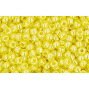 cc128 - Toho beads 11/0 opaque lustered dandelion (10g)