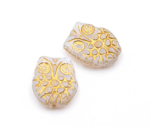 Czech pressed glass horned owl White opaline and gold 18x15mm (2)