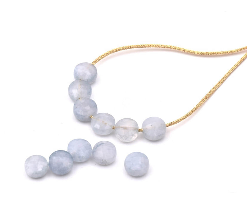 Aquamarine flat round facetted beads 6mm hole: 0.8mm (10)