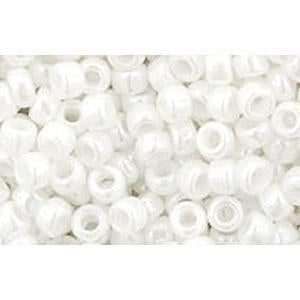 cc121 - Toho beads 8/0 opaque lustered white (10g)