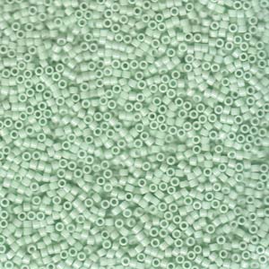 Buy DB1496 -11/0 opaque Light Mint- 1,6mm - Hole : 0,8mm (5gr)