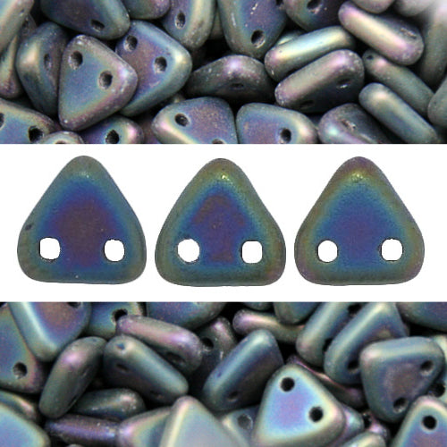 2 holes CzechMates triangle matte iris green 6mm (10g)