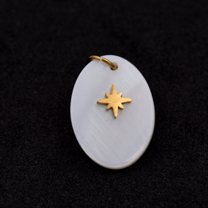 Oval shell pendant with golden stainless steel star - 18mm (1)