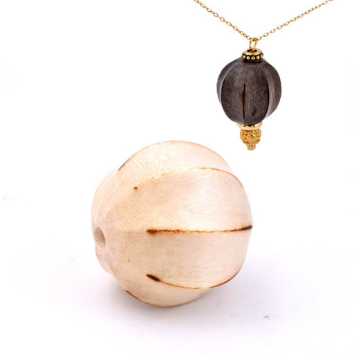 White wood lantern bead 20mm - Hole: 2.5mm (1)