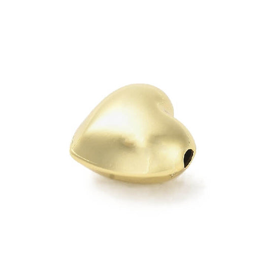 Domed heart in goldend brass - 16x18mm - Hole: 2.5mm (1)