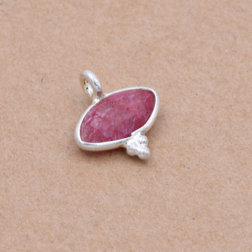 Oval Ruby eye pendant set in 925 silver - 13x11mm (1)