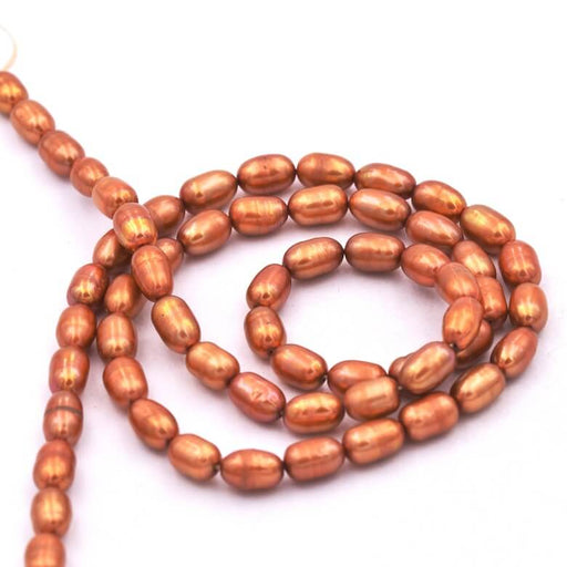 Freshwater pearl copper grain of rice 4-4.5mm (1 strand-39cm)
