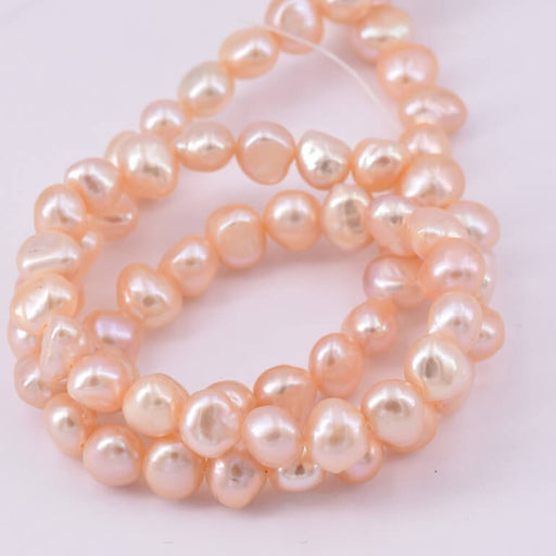 Freshwater pearl nugget peach 6-6.5mm (1 strand-40cm)