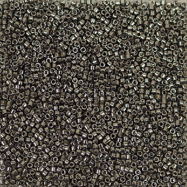 DB021 - 11/0 delica STEEL - Hole: 0.8mm (5g)