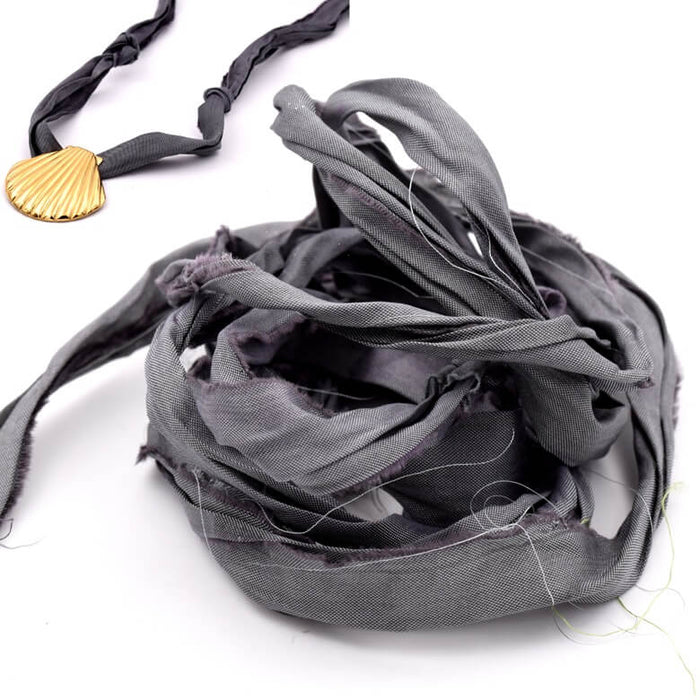 Recycled Sari Silk Ribbon - Frayed Crinkled - Dark Gray - 30mm (1m)