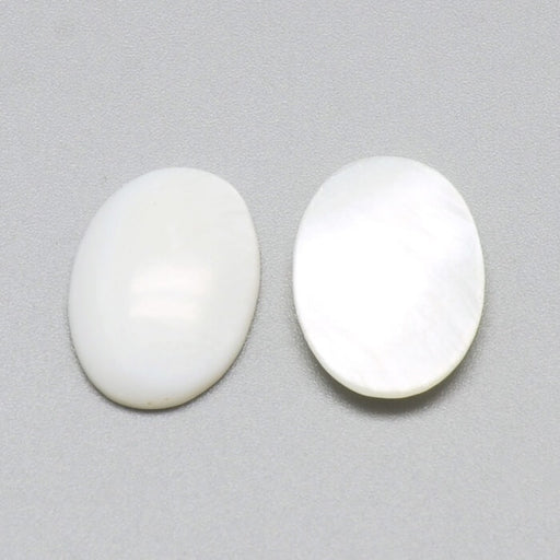 Oval cabochon white shell 18x13mm (1)