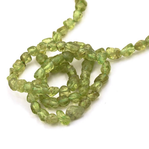 Buy Peridot nugget bead 5-8x4-5mm - Hole: 0.8mm (1 Strand - 39cm)