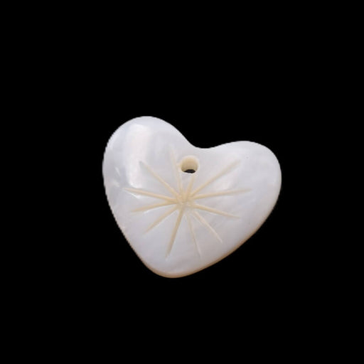 Buy Shell heart-shaped pendant with engraved star - 19x17mm - Hole: 1.4mm (1)