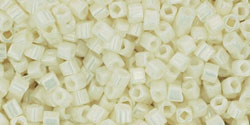 cc122 - Toho cube beads 1.5mm opaque lustered navajo white (10g)