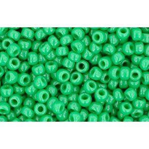 cc47d - Toho beads 11/0 opaque shamrock (10g)