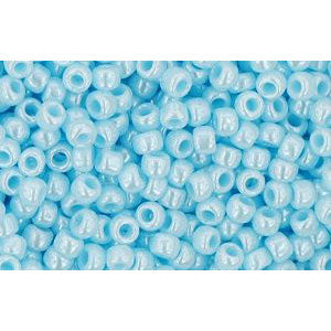 cc124 - Toho beads 11/0 opaque lustered pale blue (10g)