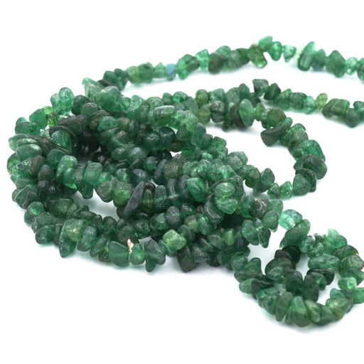 Green Jade Rounded Chips beads 5-8mm - hole: 0,6mm (1 strand 86cm)
