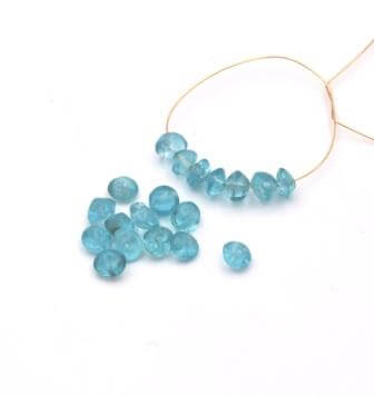 APATITE chips bicone beads 4x2mm (30)