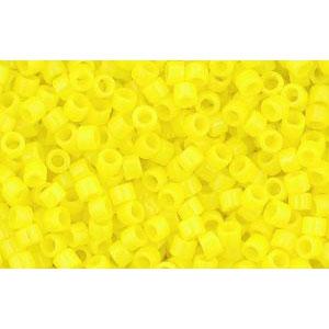 cc42 - Toho Treasure beads 11/0 opaque dandelion (5g)