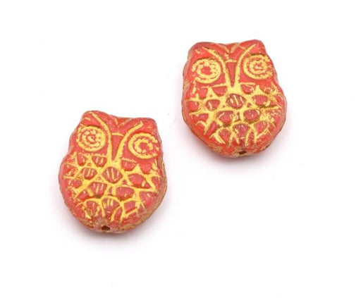 Czech pressed glass horned owlRed and gold 18x15mm (2)