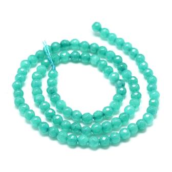 Jade naturel teinté vert carraibe à facettes, 4mm, trou 1mm env: 90 perles (vente 1 rang)